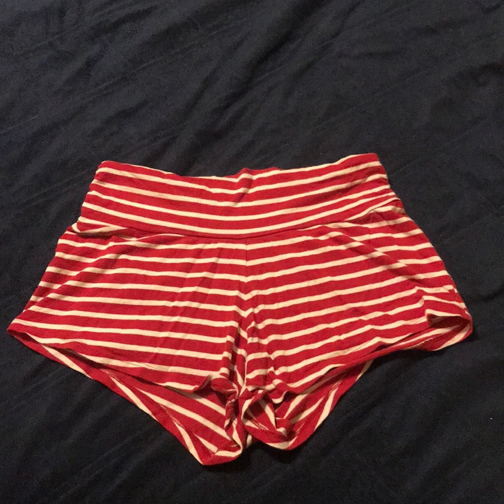 Maternity shorts